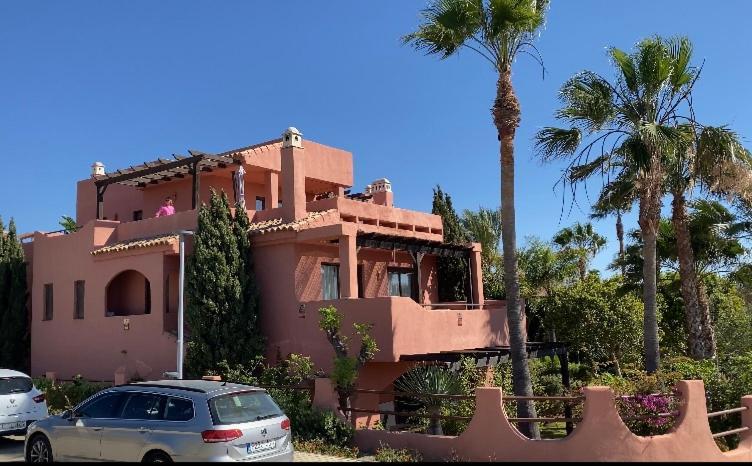 Penthouse Majestic Costa Golf Casares Apartment Luaran gambar
